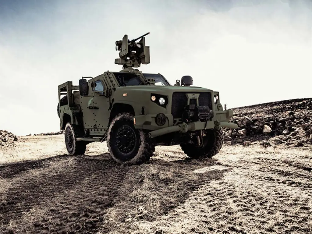 Oshkosh-Defense-Light-Tactical-Vehicle